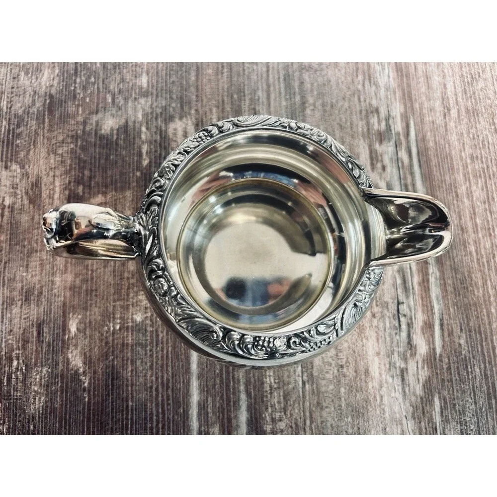 VTG Wilcox New Beverly Manor Silver Plate Creamer & Lid #1304 Polished Intricate